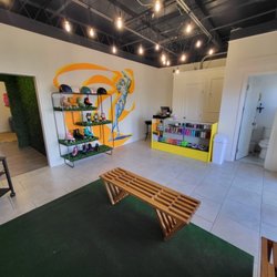 Sunshine Skate Shop - Main lobby