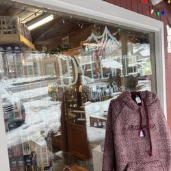Idyllwild Gift Shop