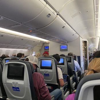 United Airlines - Entirely full flight no social distancing horrible ! - Airlines Near Me - Denver, Colorado United Airlines - Entirely full flight no social distancing horrible ! - Airlines Near Me - Denver, Colorado