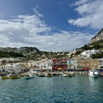 P.T.C. Porto Turistico di Capri - A beautiful morning in Capri - Capri, NA