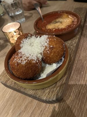 Boro6 Wine Bar by null