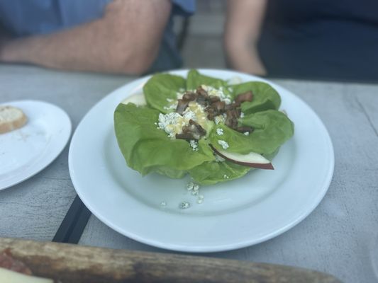 Bottega Italia by null