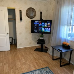 Beverlywood Retirement Home - Large private room #1