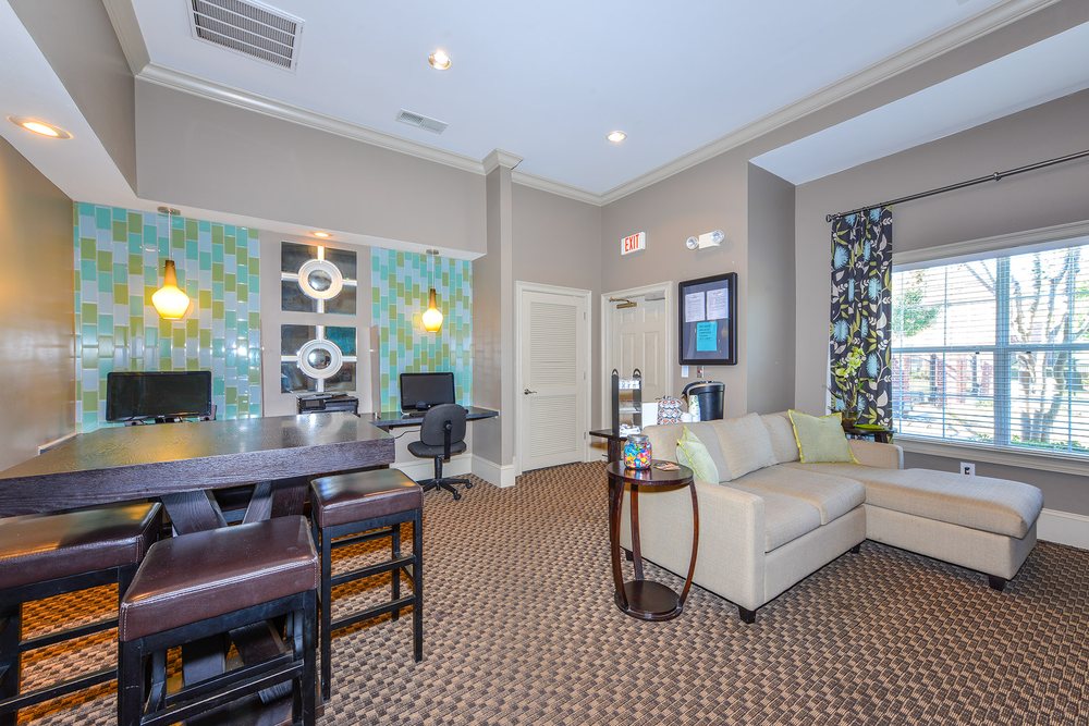 VISTA COMMONS APARTMENTS 127 Photos Apartments 1100 Pulaski St