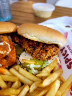 Nashville Hot Chicken by null