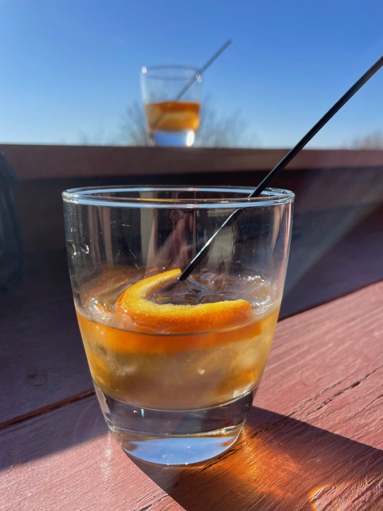 Food from Valiant Vineyards Winery