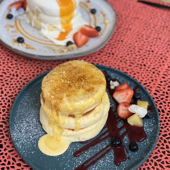 Motto Tea Cafe - Cream brûlée Japanese pancakes - Desserts Near Me - Pasadena, California Motto Tea Cafe - Cream brûlée Japanese pancakes - Desserts Near Me - Pasadena, California