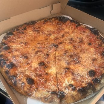 Peng’s Pizza Pies - Cheese Pizza- right up there with New Haven Institutions, Regina's, Louie's, Armando's and Pinnochio's! - Pizza Near Me - Biddeford, Maine Peng’s Pizza Pies - Cheese Pizza- right up there with New Haven Institutions, Regina's, Louie's, Armando's and Pinnochio's! - Pizza Near Me - Biddeford, Maine