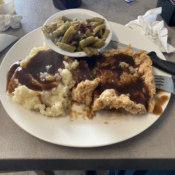 Maria's Eatery - Special of the day. Chicken fried steak with mash potatoes and brown gravy and green beans. - Breakfast & Brunch Near Me - East Bernard, Texas