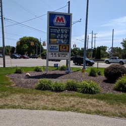 MB North Muskegon Marathon - Conveniently located gas station with car wash in North Muskegon