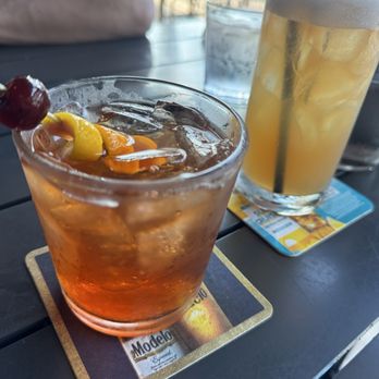 Indio Taphouse - Old fashioned - Beer Bar Near Me - Indio, California