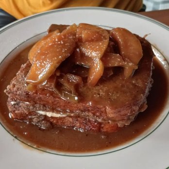 The Mulberry - Apple French Toast (skin left on apple sliced) - American Near Me - Philadelphia, Pennsylvania
