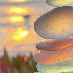 Joni's Kitchen - Beach glass