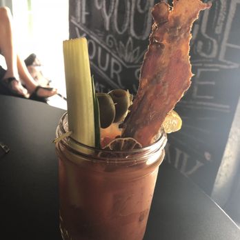 Smith & Kings - Bloody Mary with candied bacon - Cocktail Bars Near Me - Honolulu, Hawaii