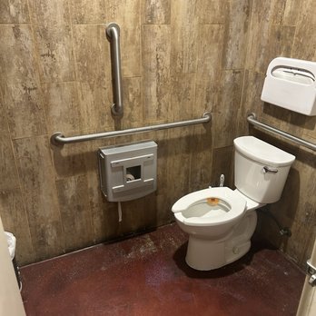 LA Crab Shack - Bathrooms are pretty clean - Cajun/Creole Near Me - Mesa, Arizona