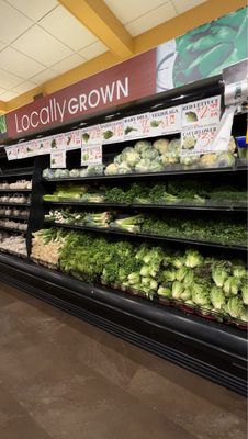 Ha Tien Super Market by null