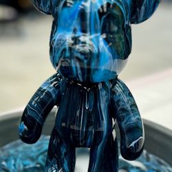 Arches Art Adventures - Black and Blue Fluid Bear