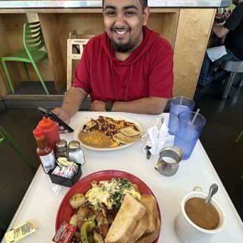 Cafe 222 - My friend had chorizo. Eggs was absolutely delicious. I had the spam and eggs. - Breakfast & Brunch Near Me - San Diego, California