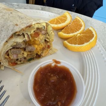 Elka Bee's Coffee Haus - Coffee & Tea Near Me - Wilsonville, Oregon