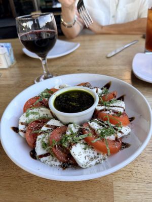 Olivella’s Pizza and Wine by null