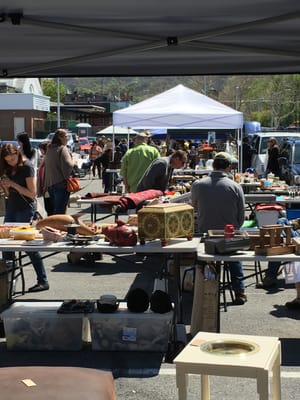 Beacon Flea Market by null