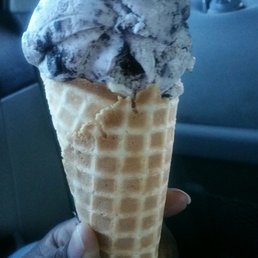 Cookies and cream in a waffle cone..yuuum Cookies and cream in a waffle cone..yuuum