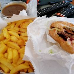 Fish & Chips - Delicious burger old fashioned way