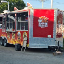 Patron Pollo N Beef - Food truck located at a gas station with great food.
