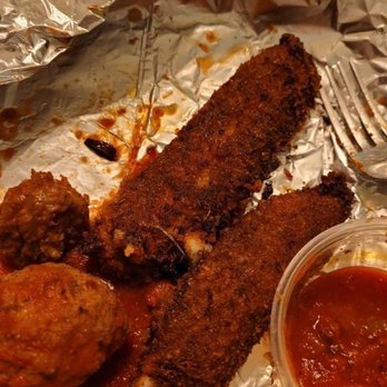 Figaretti's Restaurant - Cheese sticks - Italian Near Me - Wheeling, West Virginia