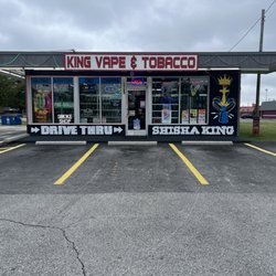King Vape & Tobacco - Front of the store