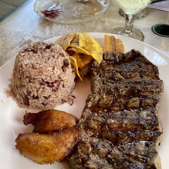 El Novillo Restaurant - El Novillo churrasco - Latin American Near Me - Miami Lakes, Florida