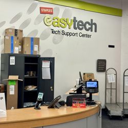 Staples - Easy tech support center