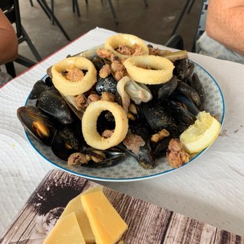 Ca'l Pintxo - Seafood platter - Tapas Bars Near Me - L'Ametlla de Mar, T