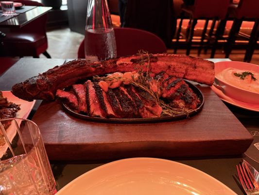 CUT by Wolfgang Puck by null CUT by Wolfgang Puck by null