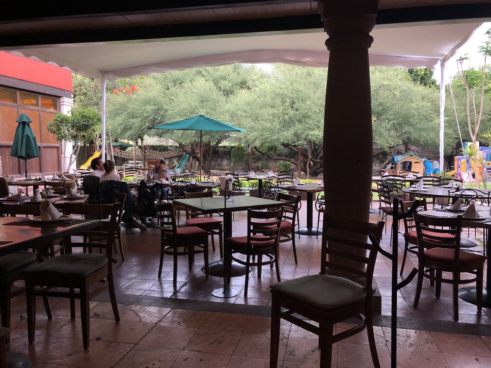 EMILIA 13 Photos Privada de los Industriales 105, Santiago de