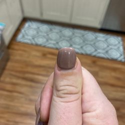 V Nails & Waxing Spa