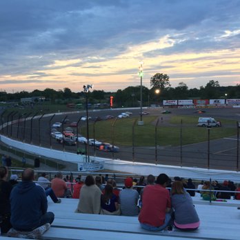Flat Rock Speedway - All lined up - Race Tracks Near Me - Carleton, Michigan Flat Rock Speedway - All lined up - Race Tracks Near Me - Carleton, Michigan