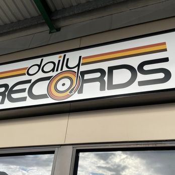Daily Records - Vinyl Records Near Me - Oak Grove, Oregon