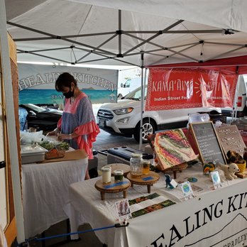 Lōkahi Kailua Market - Farmers Market Near Me - Kailua, Hawaii