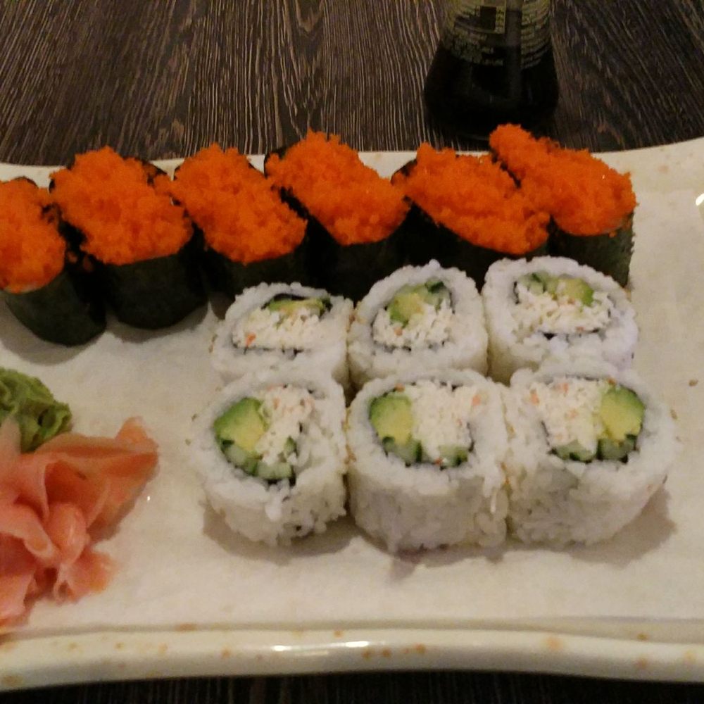 Sushi King House - California roll and masago - Japanese Near Me - Vancouver, British Columbia Sushi King House - California roll and masago - Japanese Near Me - Vancouver, British Columbia