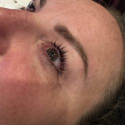 Lush Lash & Brow Lounge - Lash lift and tint