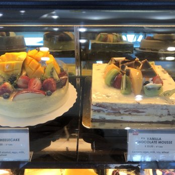 85°C Bakery Cafe-Balboa Mesa - Coffee & Tea Near Me - San Diego, California