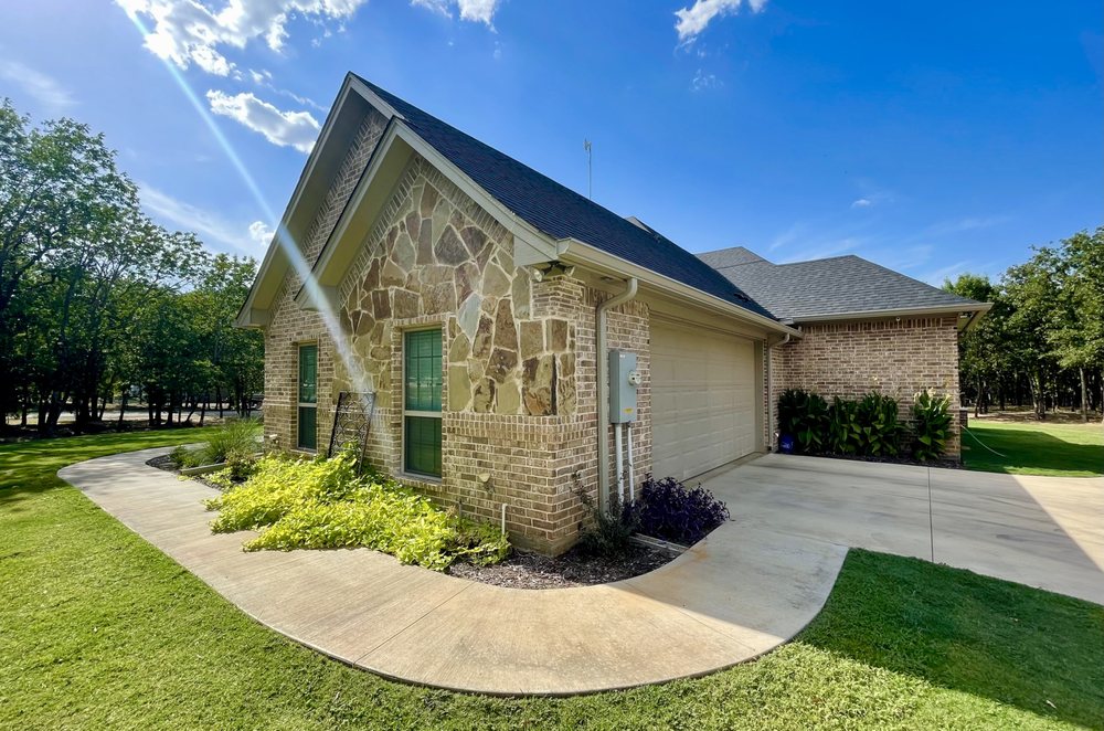 Slide of Guardian Gutter