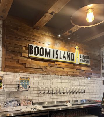 Boom Island Brewing Company by null