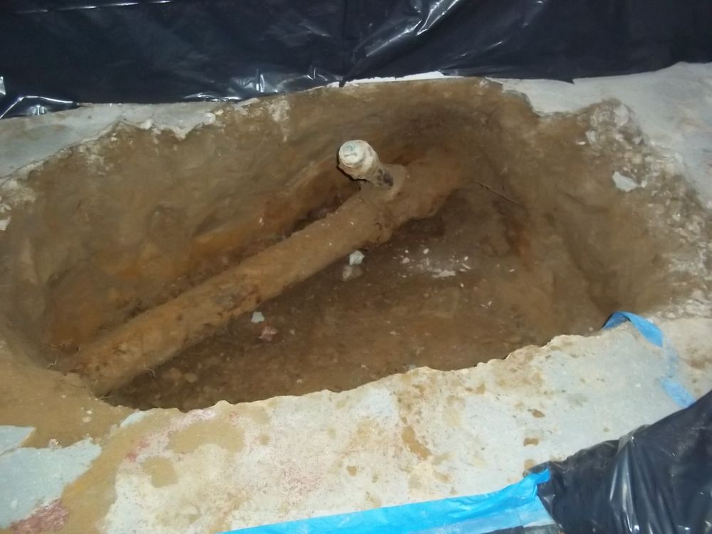 Slide of Roto-Rooter Plumbing & Water Cleanup