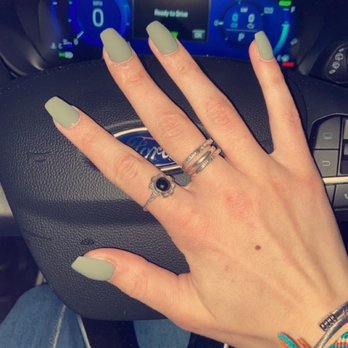 Noire The Nail Bar - Nail Salons Near Me - Chapel Hill, North Carolina