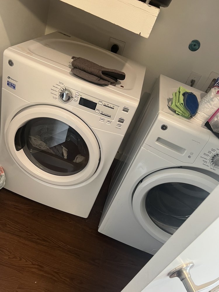 Slide of Austin Roof Specialists