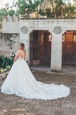 Lily's Bridal by null