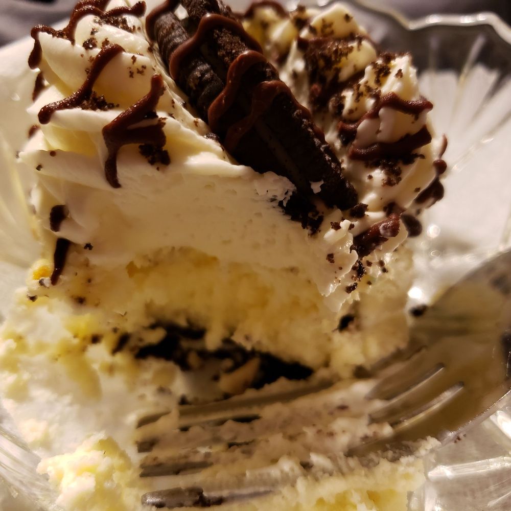 Sweet Surrender Bakery - Oreo Cheesecake - Bakeries Near Me - Bakersfield, California Sweet Surrender Bakery - Oreo Cheesecake - Bakeries Near Me - Bakersfield, California