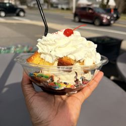 Mr. Cone - Fudge Brownie Sundae with Soft Serve Ice Cream and M&M's as an add on and pound cake.